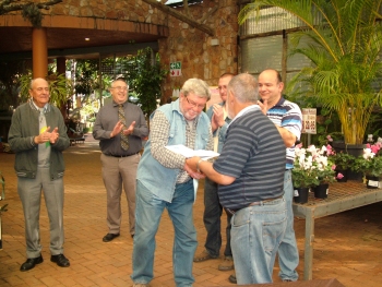 Reinhard Molkentin (Molkentin Stud) receives his awards from Mike Davies